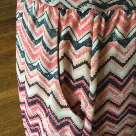 Red Camel Zig Zag Print Dress - Picture 3 of 4